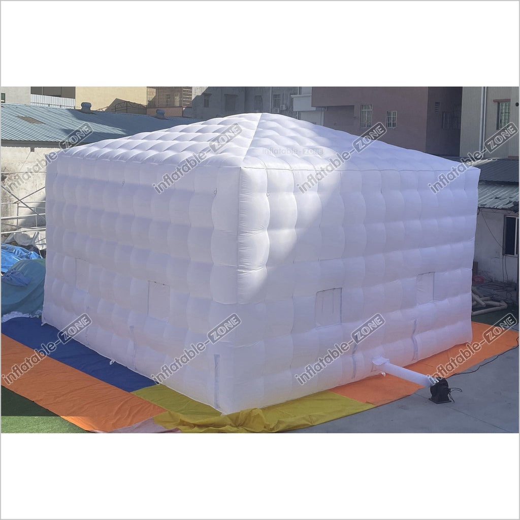 Outdoor Inflatable Nightclub White Large Inflatable Party Tent With LED Lights
