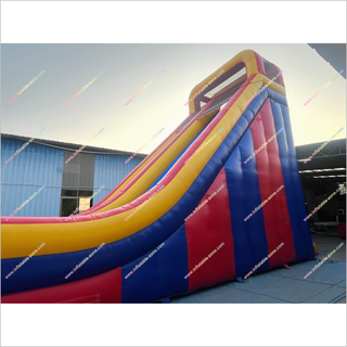 High Inflatable Water Slide Outdoor Entertainment Backyard Inflatable Bounce House Waterslide Rock Climbing Wall For Pool