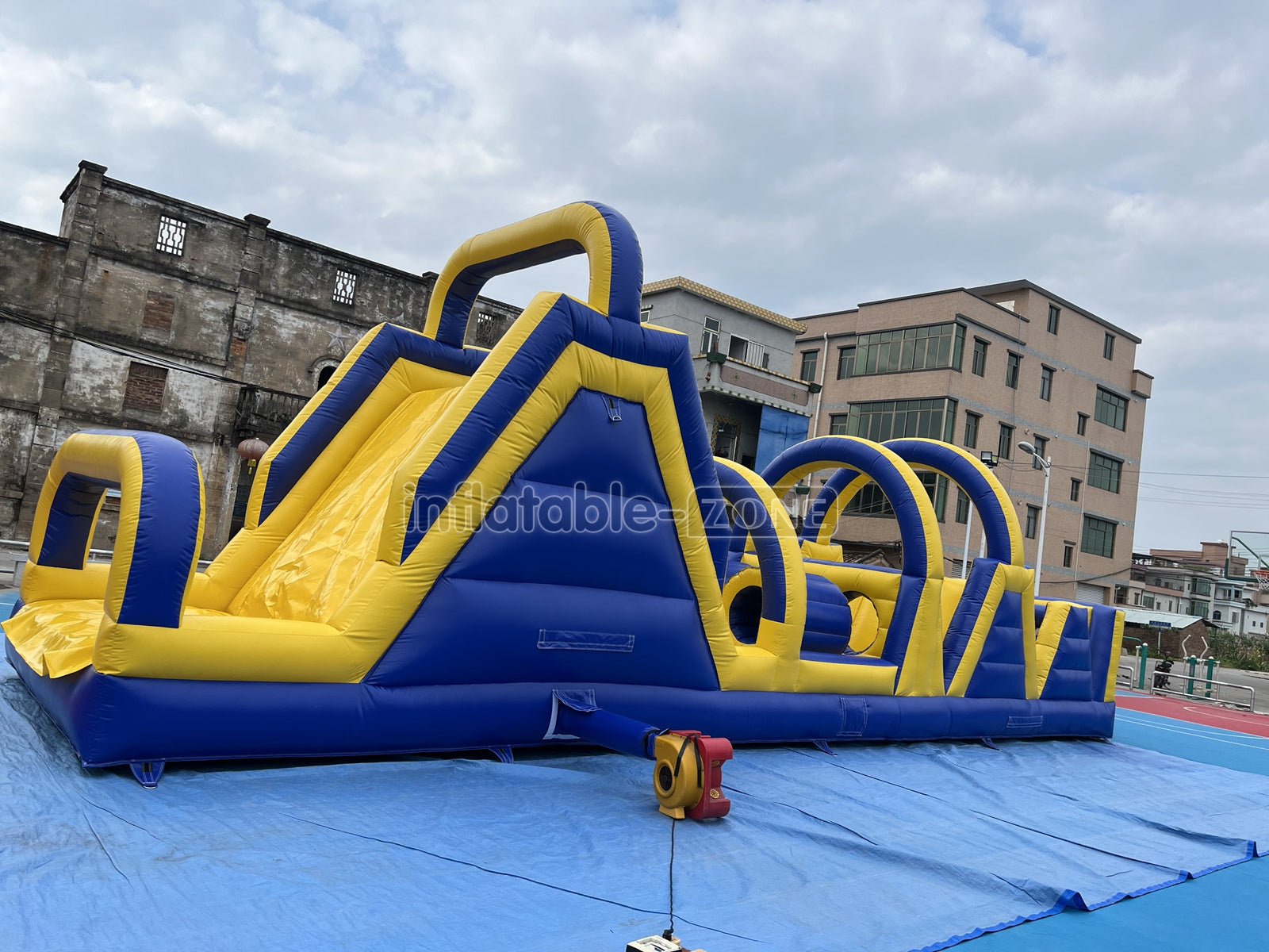 Inflatable Obstacle Course Bounce House Obstacle Course Jumper With Climbing Game