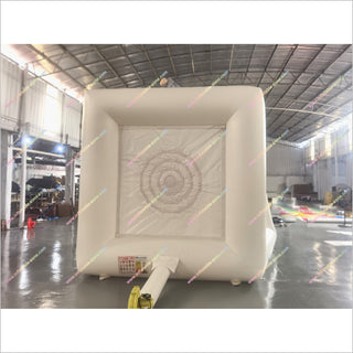 Funny Sport Inflatable Axe-Throwing Dart Board Game Inflatable Flying Axe Indoor And Outdoor Play Areas