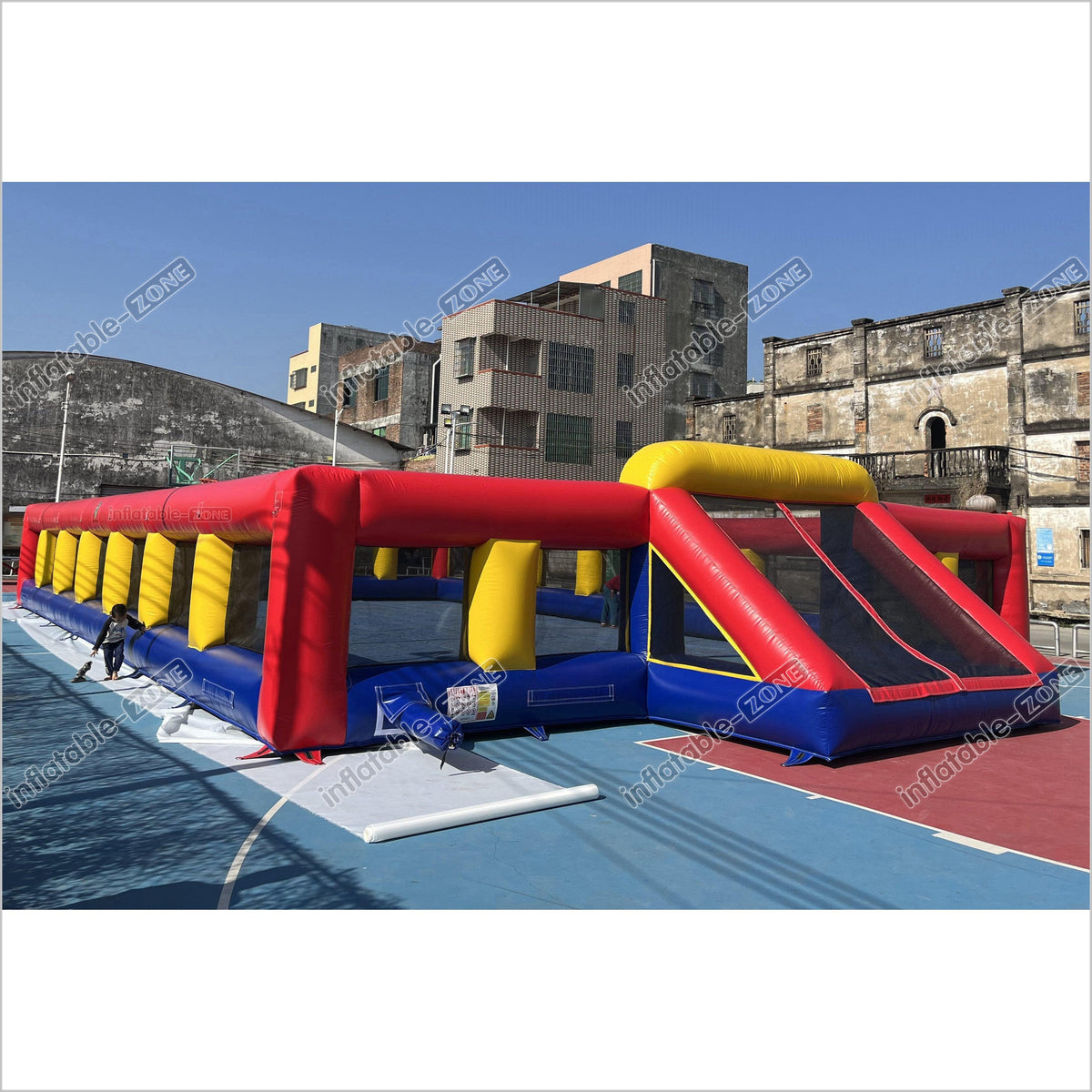 Giant Inflatable Soccer Field Bounce Round Inflatable Football Fun Spo ...