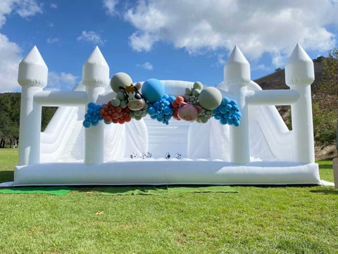 Commercial Giant Inflatable Bounce House With Slides Combo, White Bounce Castle For Wedding Party